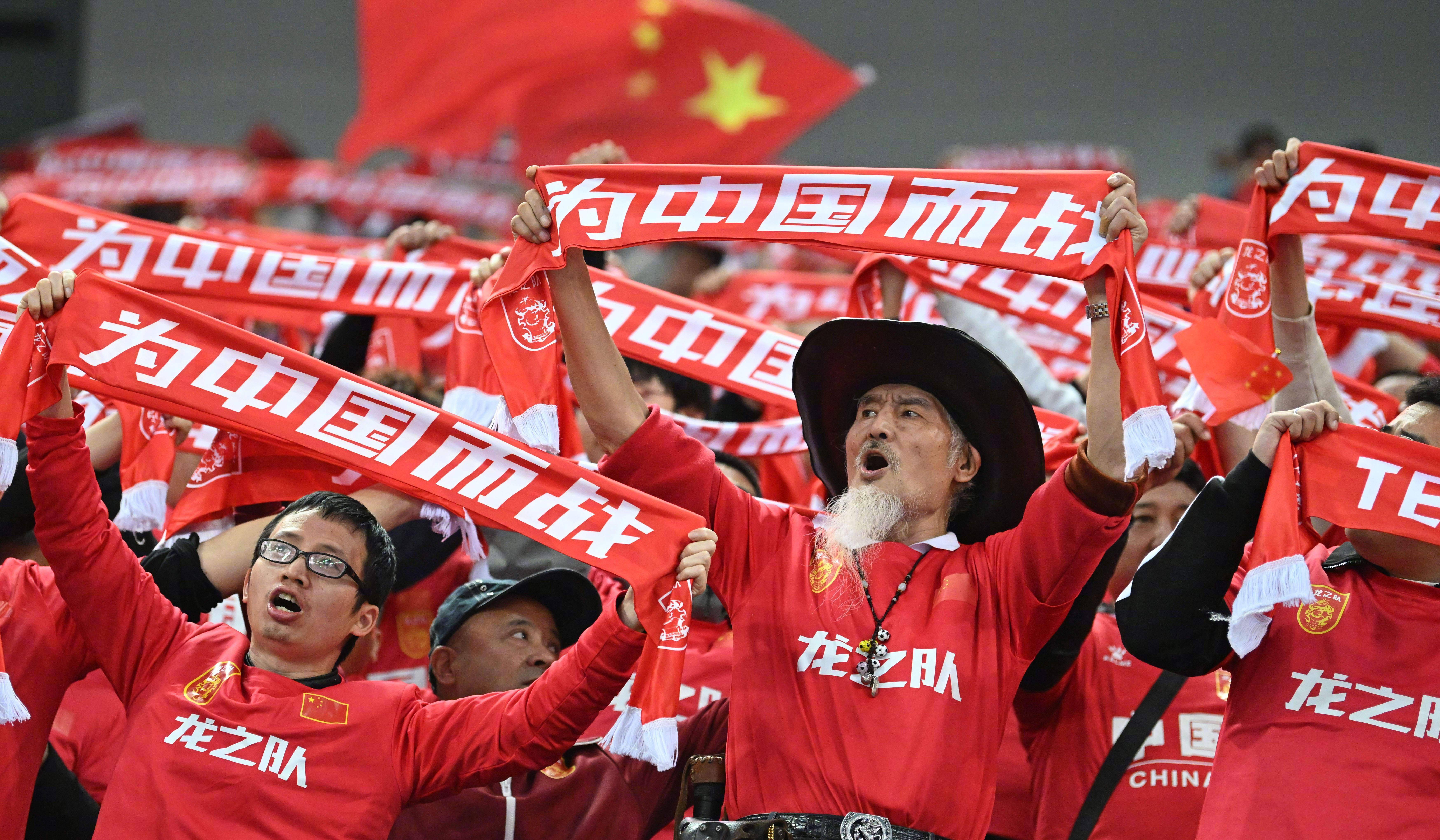 虎扑-包含重要助攻首场状态出色，加拿大队观众沸腾！，穆古鲁扎重返赛场引发球迷热议的词条