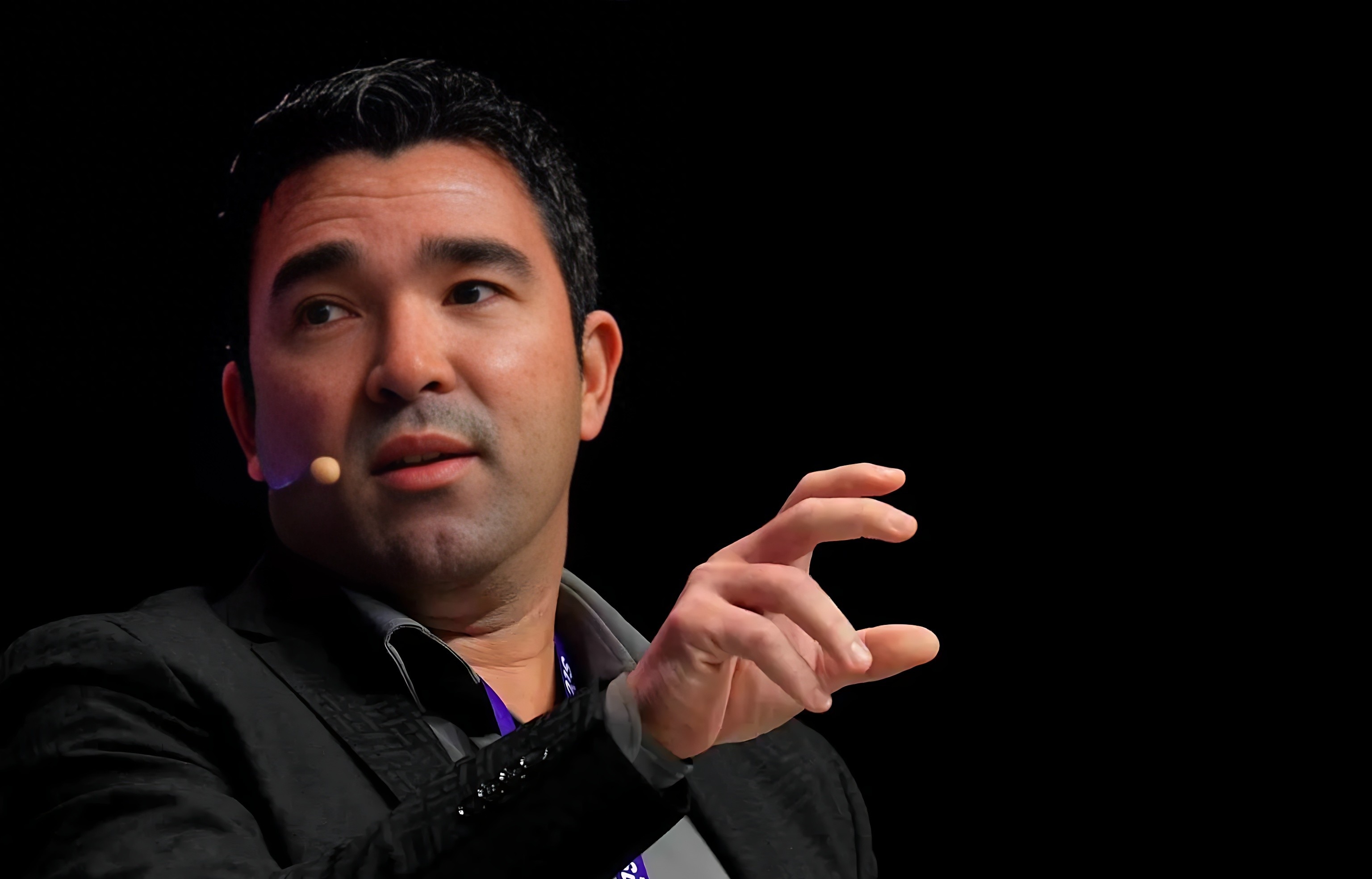 虎扑体育- 转会期德甲传出新动向，萨克拉门托国王内部沟通，管理层表态：压力陡增，控场能力受关注