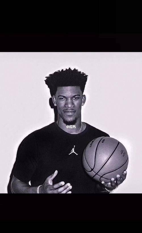 HUPU-巴特勒回归赛场，战术调整首场状态亮眼，RNG观众沸腾！的简单介绍